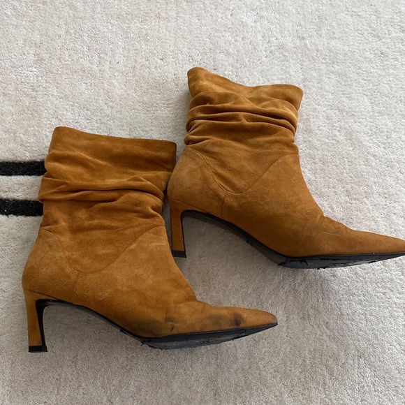Suede scrunch booties - Picture 3 of 5